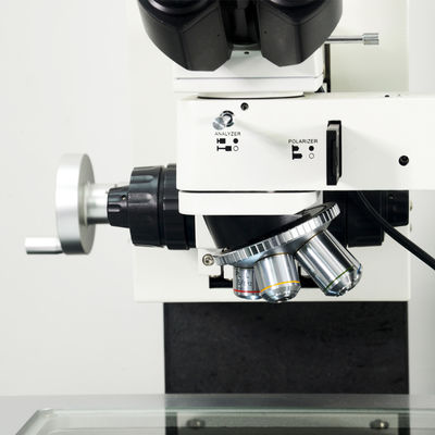 Laboratoryjny przemysłowy mikroskop pomiarowy Regulowane źródło światła do naprawy mobilnej